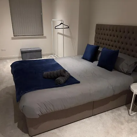 Leeds - Stylish Apartment