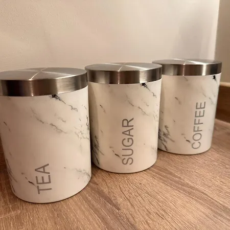 - Stylish Apartman Leeds